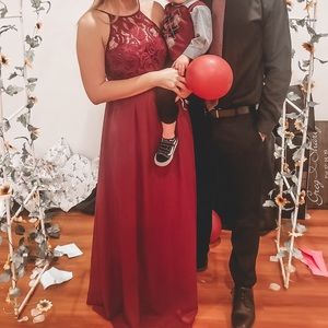 David’s Bridal Long Wine Colored Dress